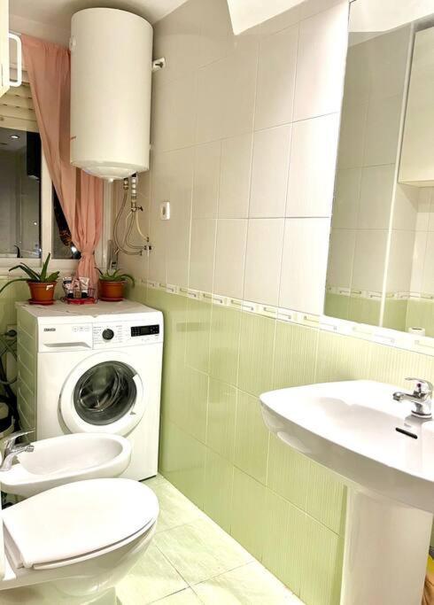 Bonito Apartamento. Estadio Wanda - Metro Sanblas Apartment Мадрид Екстериор снимка